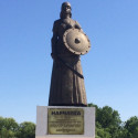 Памятник мокшанской княгине Нарчатке. фото